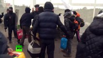 Calais : la police bloque les réfugiés dans la « jungle »