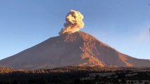 Popocatepetl volcano in mexico erupts after 7.2 magnitude earthquake