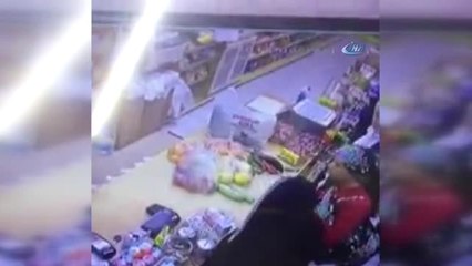 Sadaka Kutusu Hırsızlığı Kamerada