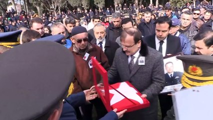 Şehit Pilot Yüzbaşı Yunus Bal son yolculuğuna uğurlandı (2) - BURSA