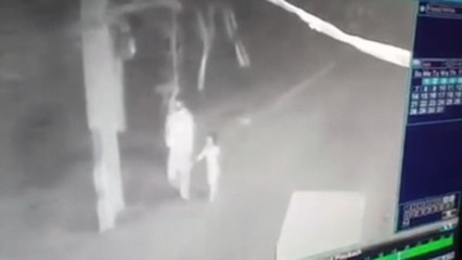 Pakistani court condemns child rapist, murderer to death