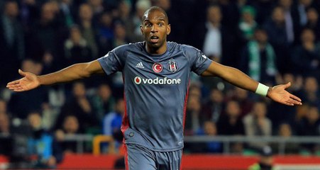 Ryan Babel Kendisine Küfür Eden Taraftara Yanıt Verdi