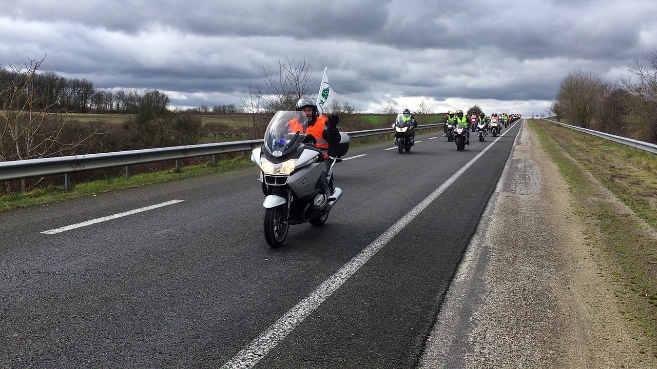 La manif des motards a démarré sur la RN 141
