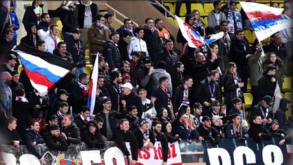 Arbitrage : Aulas tape du poing sur la table