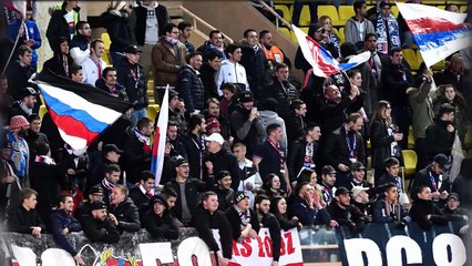 Arbitrage : Aulas tape du poing sur la table