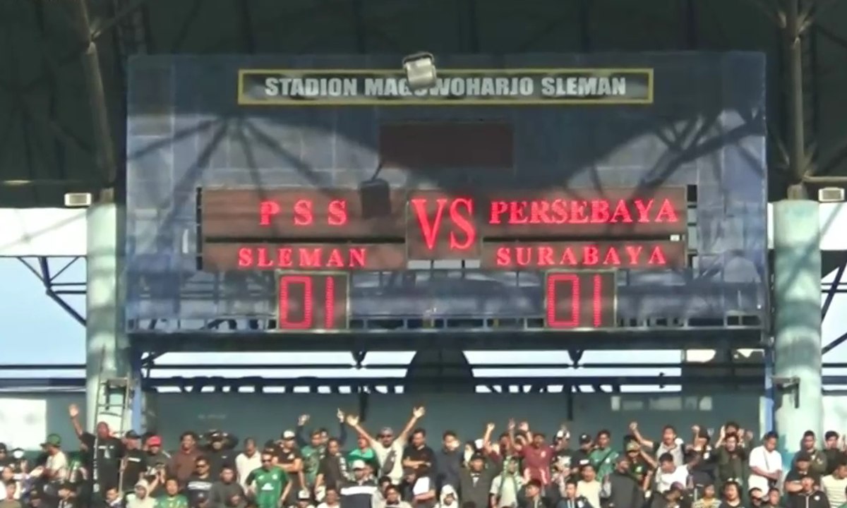 Laga Uji Coba PSS Sleman dan Persebaya Diwarnai Kericuhan