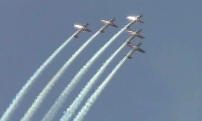 Atraksi Jupiter Aerobatic Team di Jogja Air Show 2018