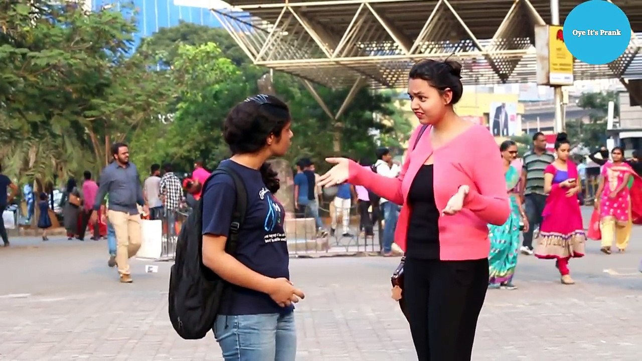Girl_Saying_Aapki_Pant_Fatt_Gayi_Hai___Prank_In_India___Oye_Its_Prank