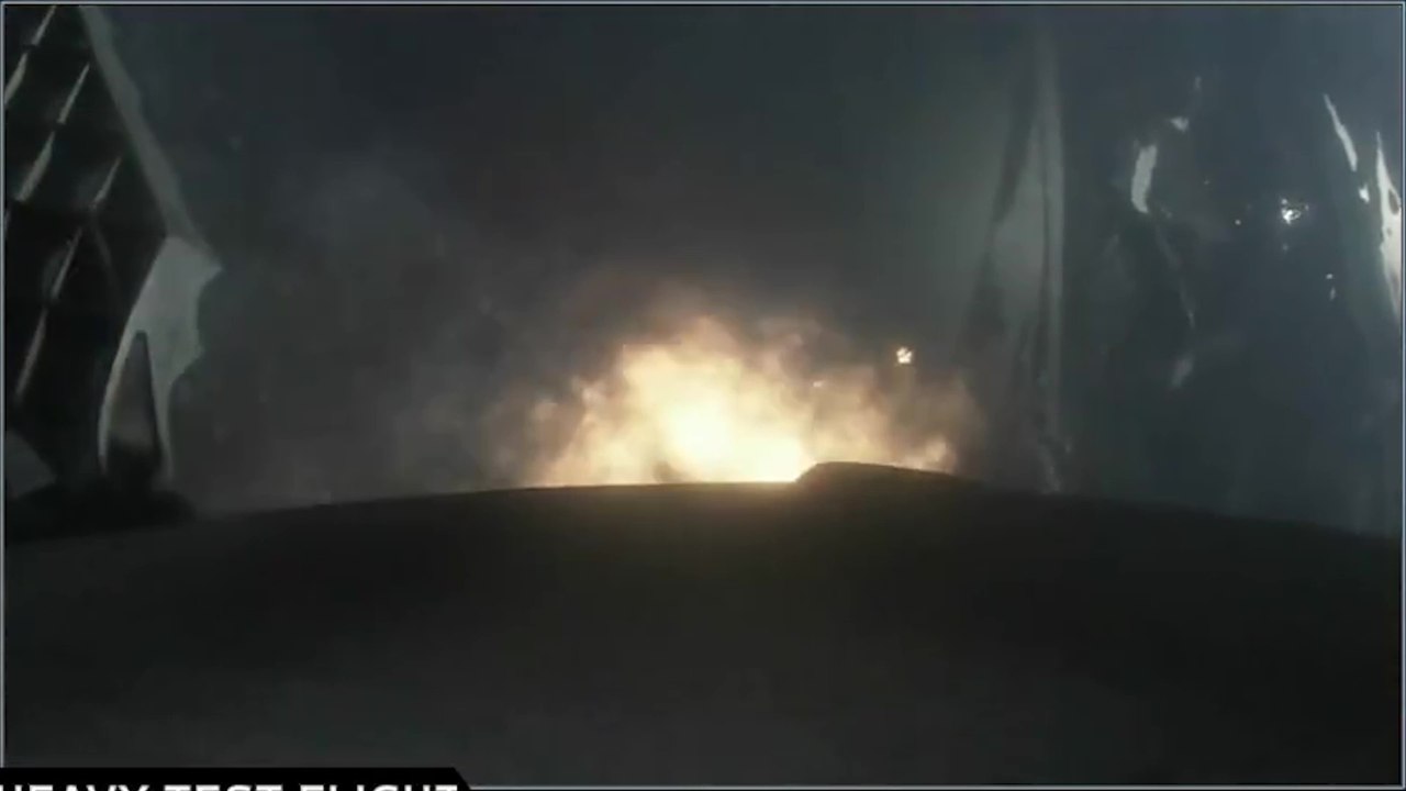 Side Booster 1023 Touches down at LZ-1