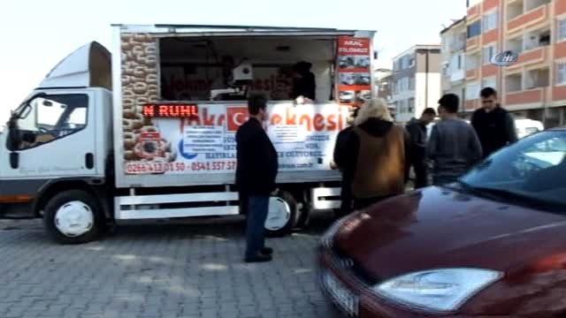 Liseli Gençler Afrin Şehitleri İçin Lokma Hayrı Yaptı