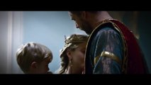 Le Roi Arthur - La Légende d'Excalibur - Bande Annonce Officielle 2 (VOST) - Charlie Hunnam