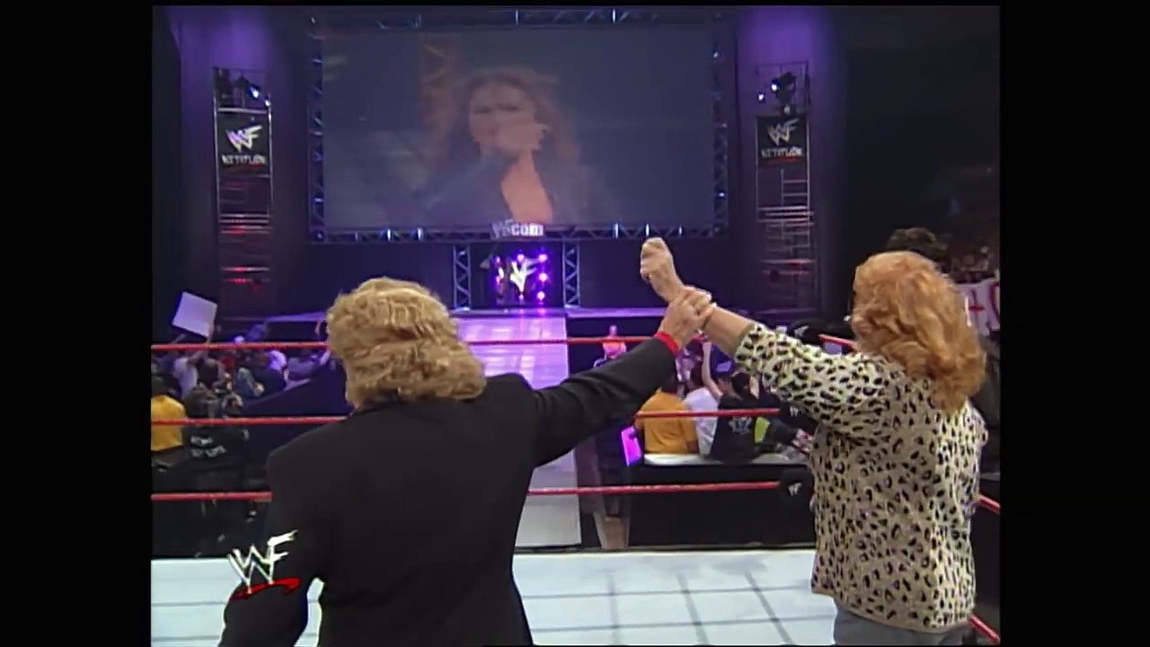 Ivory vs. The Fabulous Moolah - WWE Women's Championship Match: Raw, Oct. 25, 1999