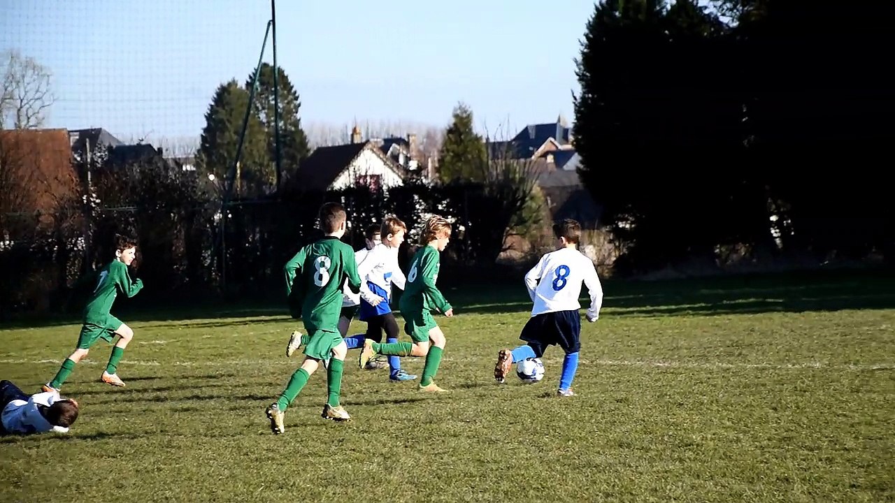Quelques buts de nos U11 1 lors du plateau du 17 Février à l 'AJC