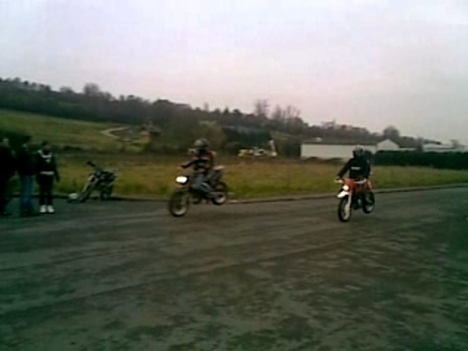 xp6 vs derbi