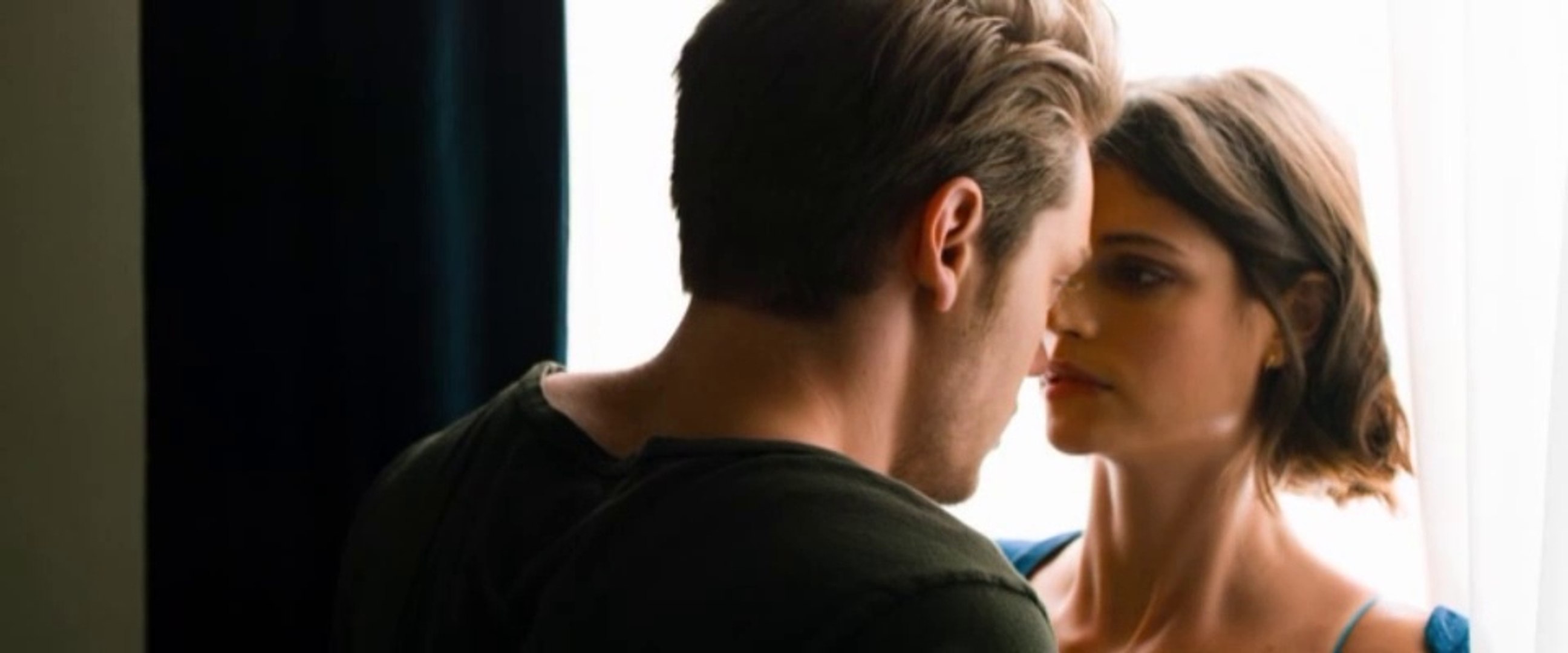 ⁣HOT ROMANCE AND HORROR MOVIE DON'T SLEEP FULL MOVIE PART 2