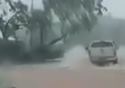 Motorists Navigate Flooded Broome Road Ahead of Cyclone Kelvin