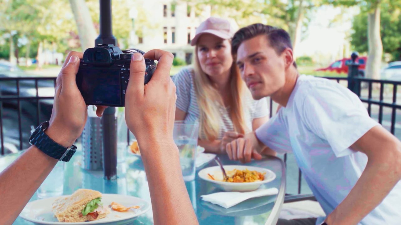 Zendure Passport - The World's First Fail-Safe Global Travel Adapter and Charger