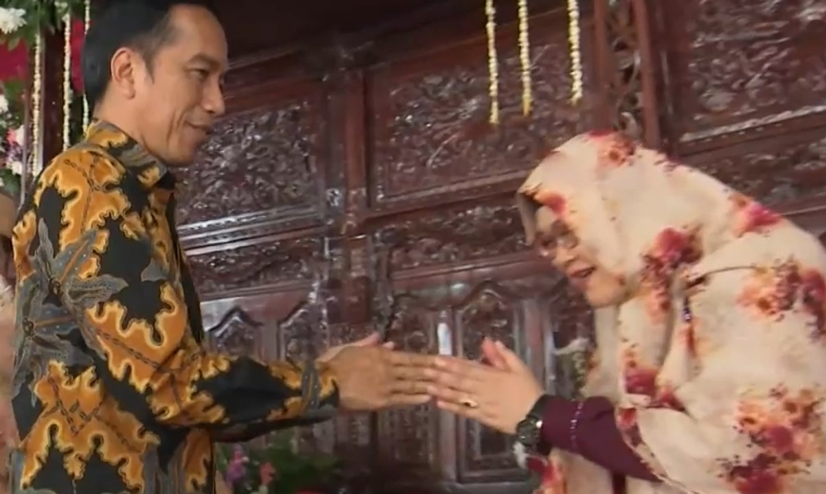 Saat Jokowi Hadir di Pernikahan Anak Mantan Sopirnya...