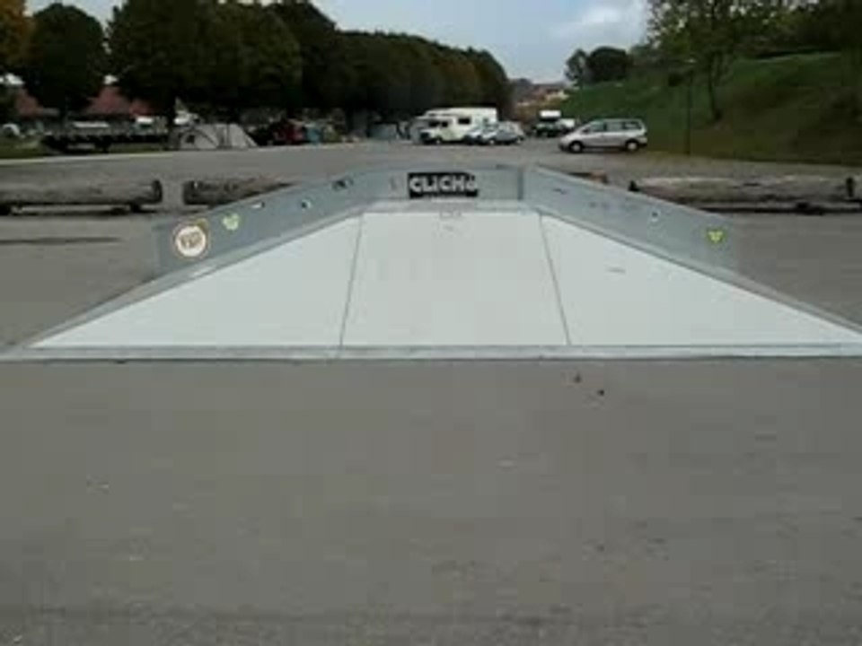 Double tailwhip