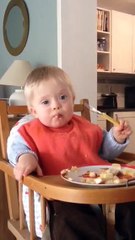 premier repas à la fourchette