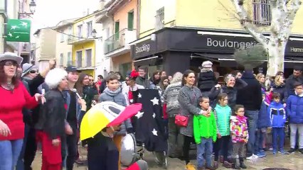 Extraits du karaoké et de spectacles, impressions du public et interviews