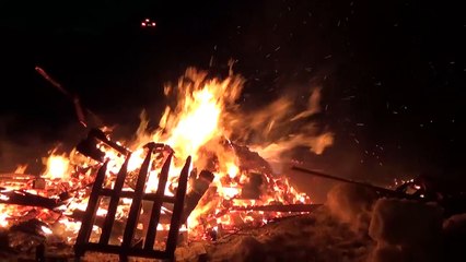 D!CI TV : les Champsaurins ont bravé le froid et le vent pour respecter la tradition des bûchers des Fessines