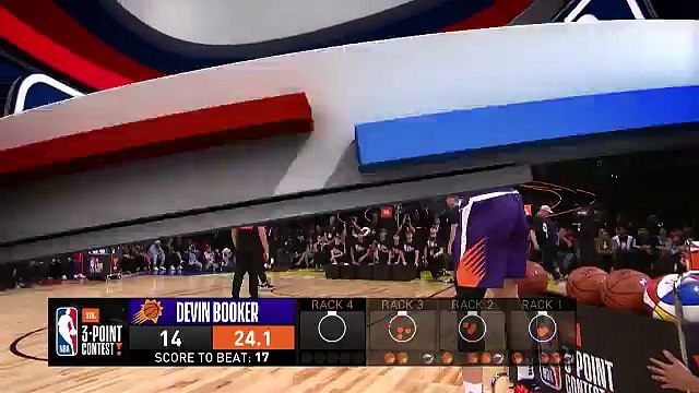 Play Of The Day: Devin Booker