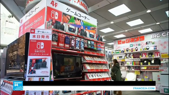 ألعاب الفيديو.. شركة نينتندو تطلق جهاز ذكي بنظام ألعاب متطور