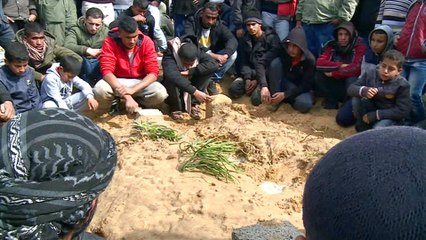 Funerals held for Palestinian teenagers killed by Israel