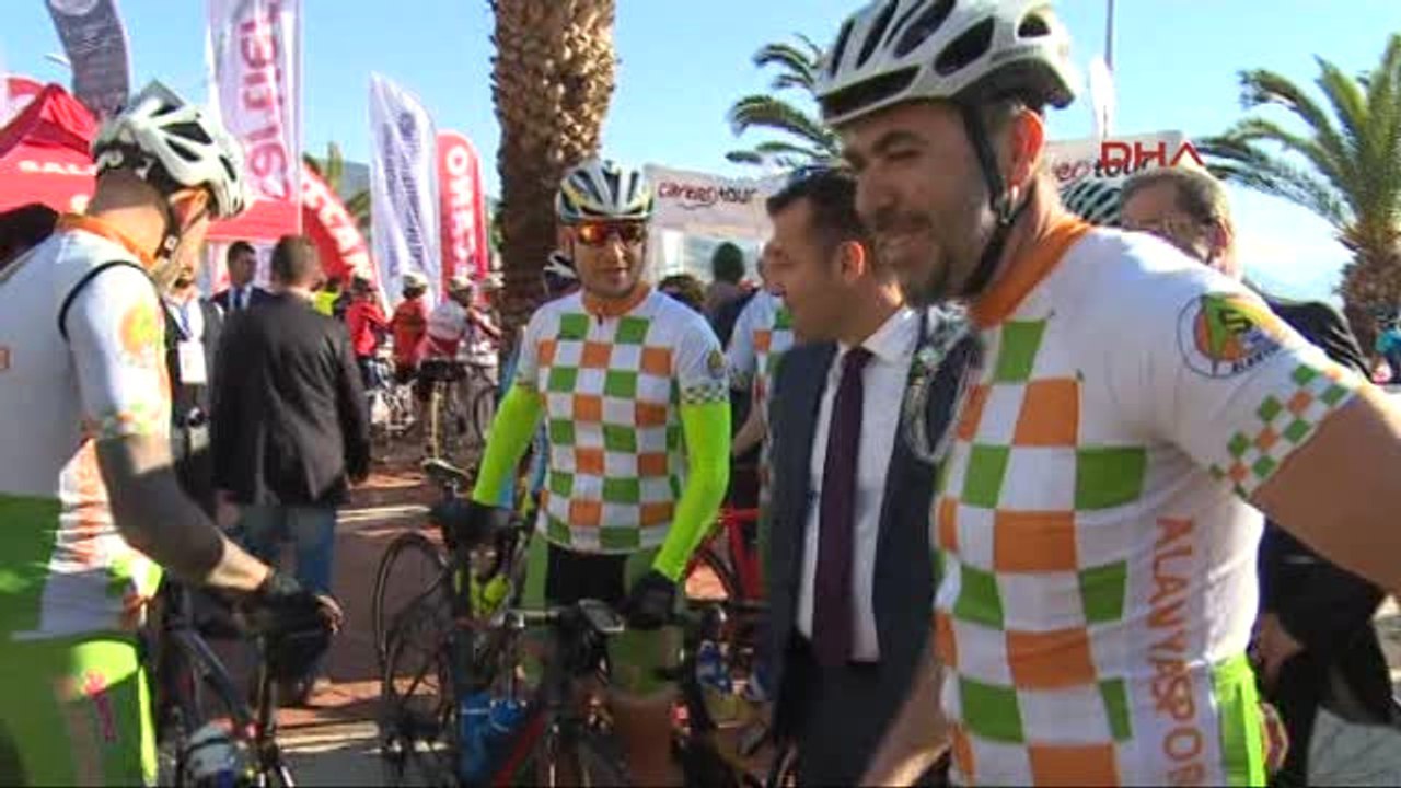 Grand Prix Alanya 1.2 Elit Erkekler Yol Bisikleti Yarışı Yapıldı