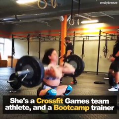 Cette femme enceinte continue de faire de la musculation... Choqué ou pas?