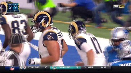 2016 - Kenny Britt breaks through tackles for 20-yard TD