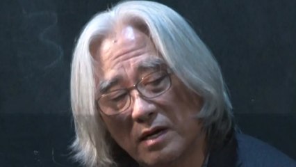 이윤택 "더러운 욕망 억제할 수 없었다" 성추행 사과 / YTN