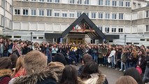 Au lycée Marie-Curie, les élèves bloquent et s’opposent
