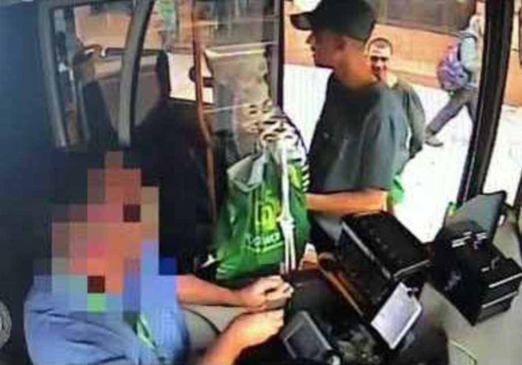 Adelaide Police Find Nothing 'Humerus' About Skeleton Robbery as Search for Thieves Continues