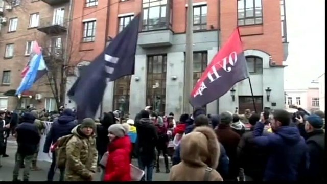 Погромы российских объектов в Киеве