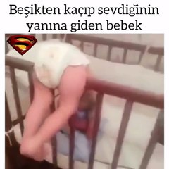 Beşikten Kaçıp Sevdiğinin Yanına Giden Bebek