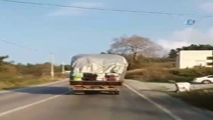 Adamı Ev Eşyası Gibi Taşıdılar