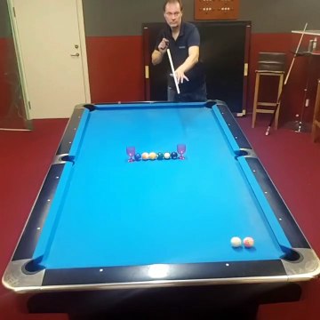 Des coups au Billard pour épater vos potes !! Bon faut de l'entraînement...