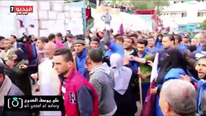 عمال النظافة فى غزة يعتدون على سفير "تميم" ويمزقون علم قطر