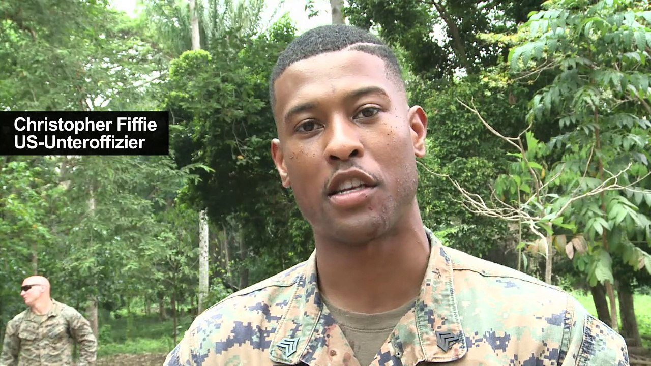 Kobrablut und Skorpion-Snack: Dschungelcamp für US-Marines