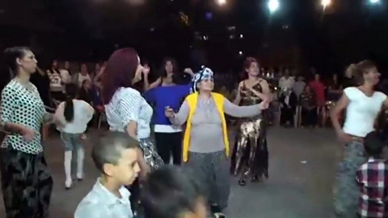 Roman Havası eşliğinde Muhteşem roman düğünü