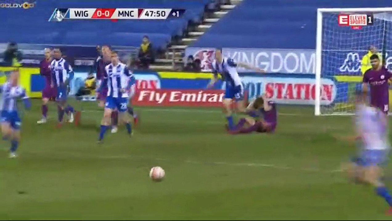 Fabian Delph RED CARD - Wigan 0-0 Manchester City 19.02.2018