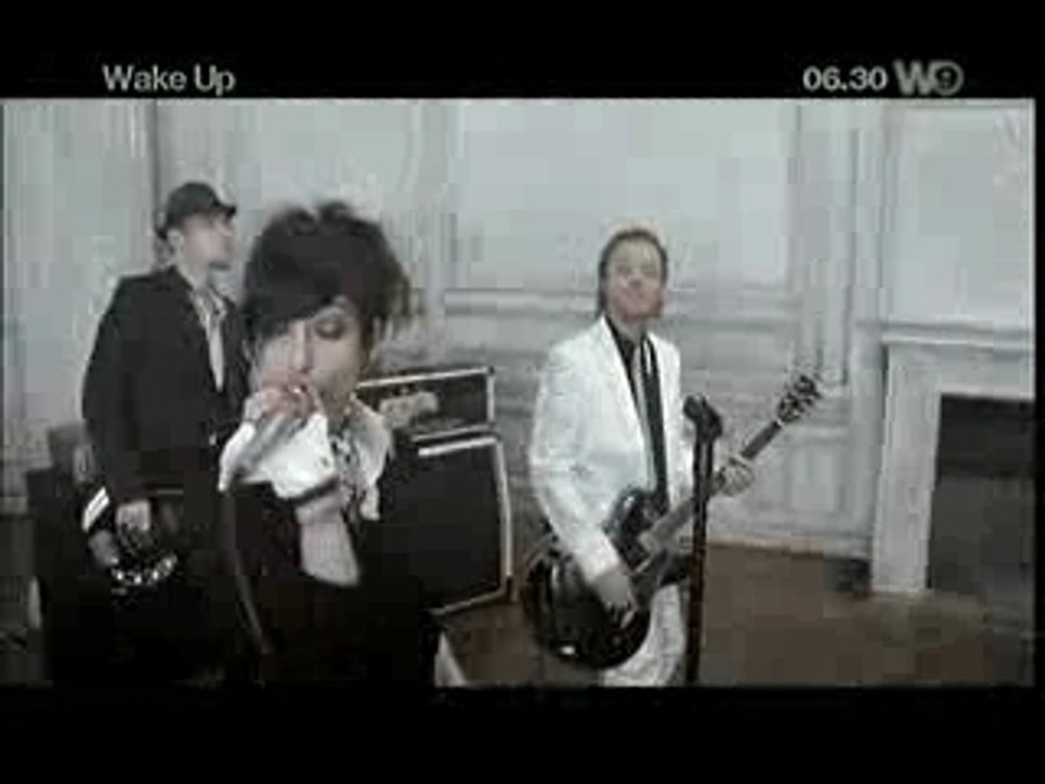 superbus - lola - video clip