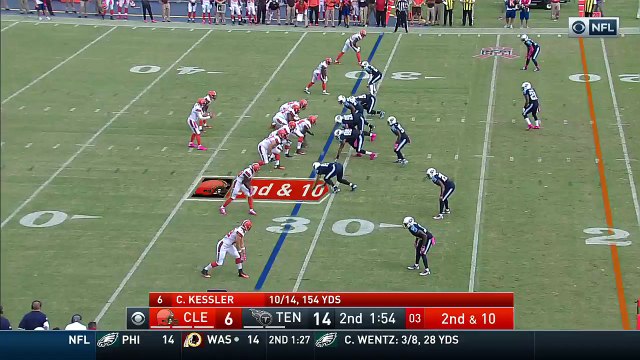 2016 - Duke Johnson slams defender to ground with stiff arm