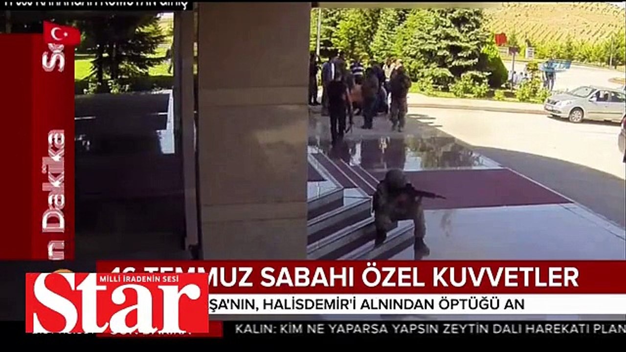 İşte Aksakallı Paşa�nın Ömer Halisdemir�i alnından öptüğü o an