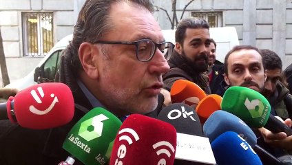 Cleries: 'Som aquí en legítima defensa de la democràcia'