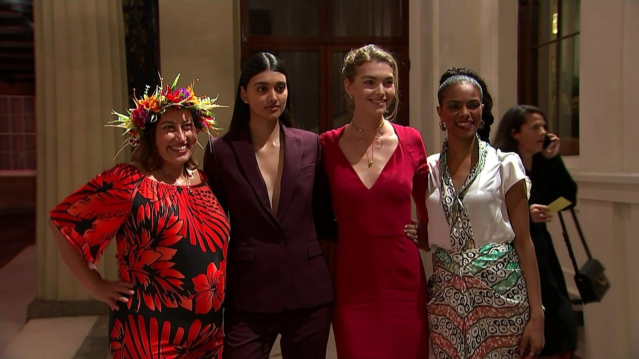 Designers and models arrive for London Fashion...