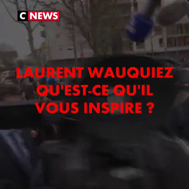 Emmanuel Macron ne veut pas réagir aux propos de Laurent Wauquiez: "Il n'est pas inspirant, j'ai autre chose à faire"