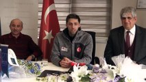 Milli sporcu Fatih Arda'ya ödül - ERZURUM